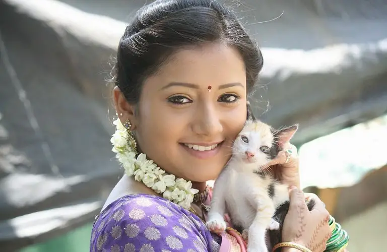 jui gadkari Marathi actress