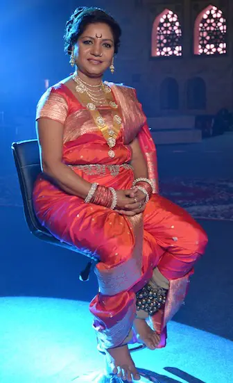 surekha punekar lavani