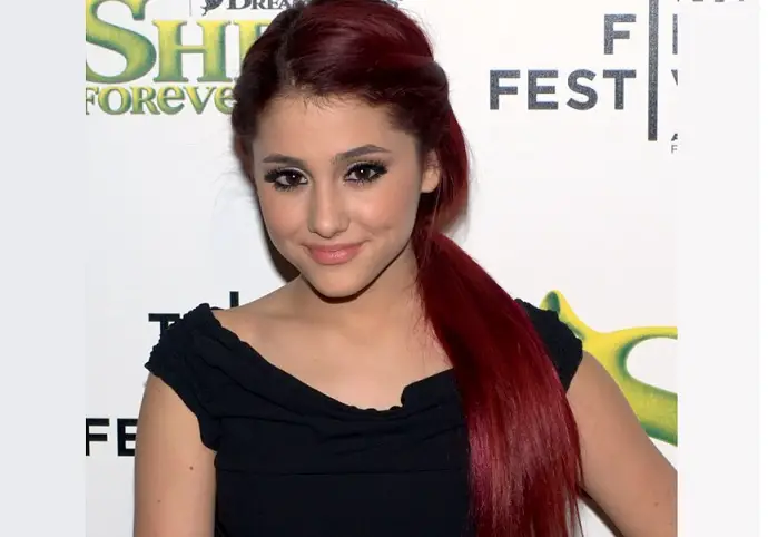 Ariana Grande Calientes