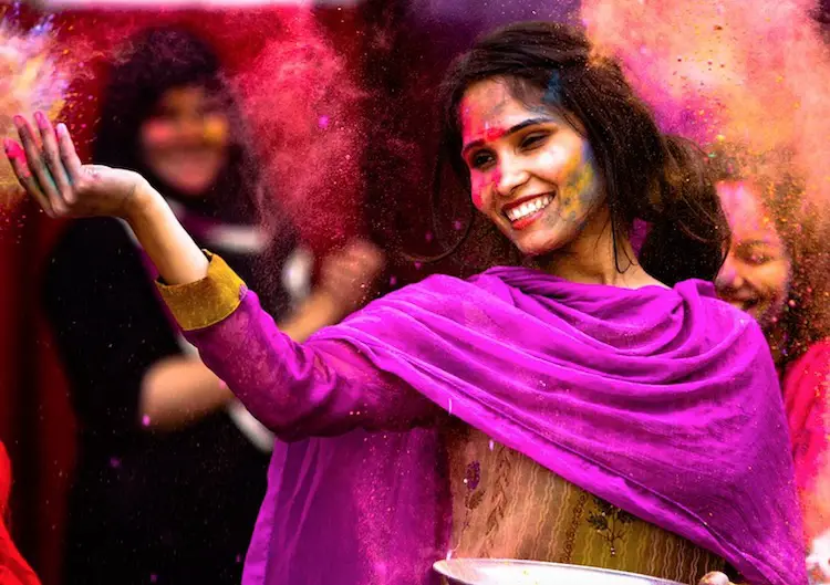 Holi Marathi Mahiti