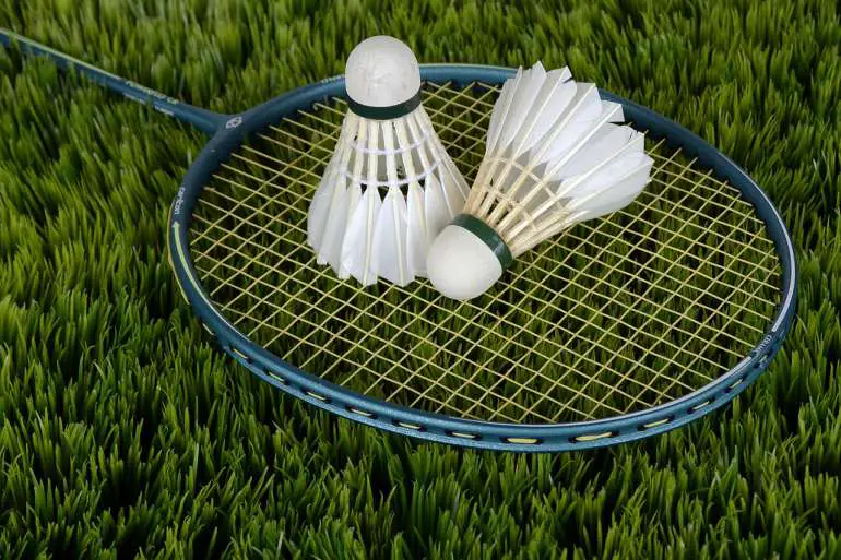 badminton games information in marathi
