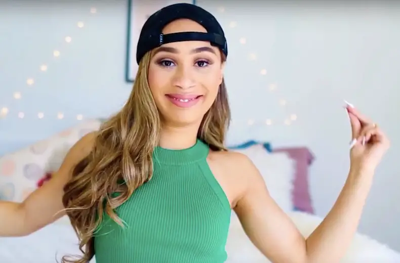 eva gutowski teeth hot