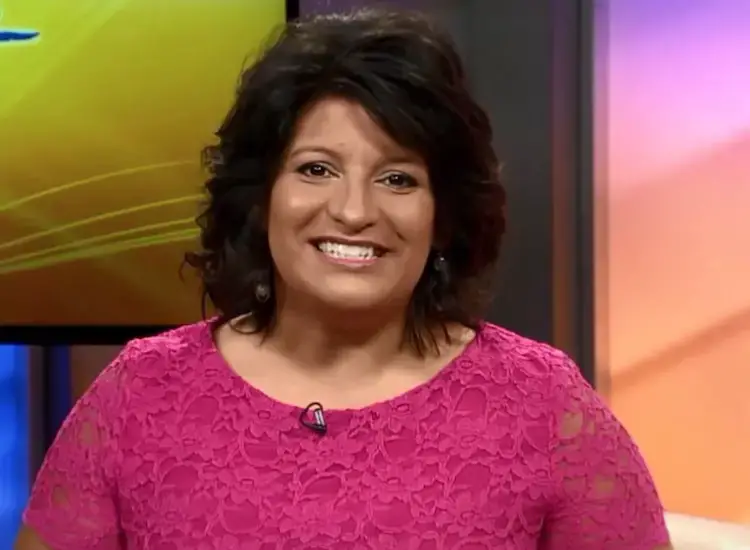 Julie Wright Bio Husband Wedding Age Parents Wiki Wjla